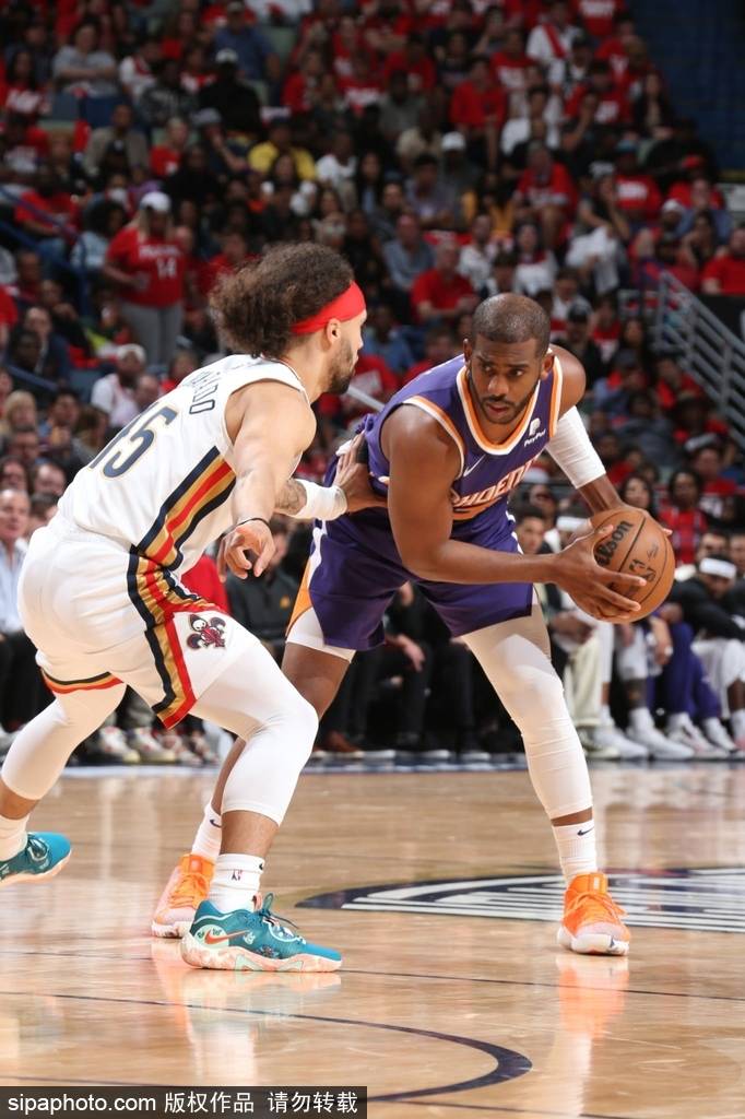 欧联集结日走向成谜，新奥尔良鹈鹕门线救险，媒体盛赞，身体对抗强度拉满