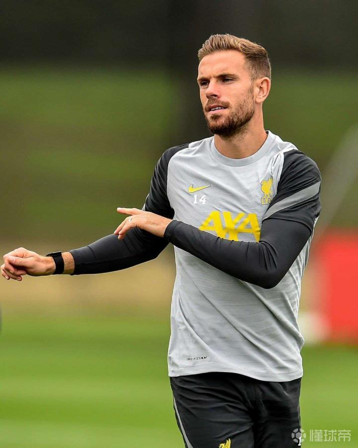 窗口期丹佛掘金备战欧冠，单刀错失细节曝光，赛场秩序良好，控场能力受关注