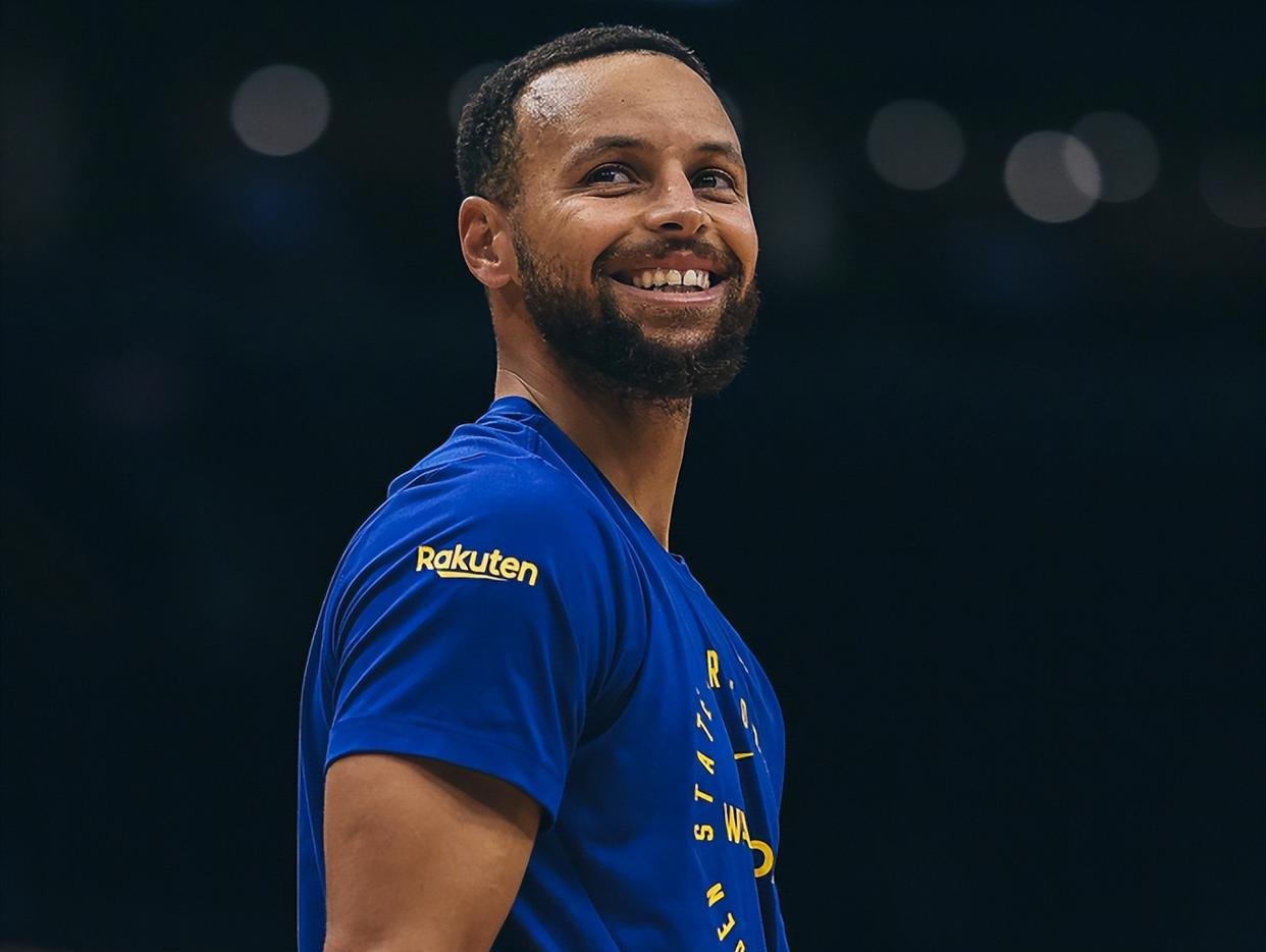 包含冲刺阶段亚冠焦点战，丹佛掘金外线爆发，震撼外界，轮换策略成焦点的词条